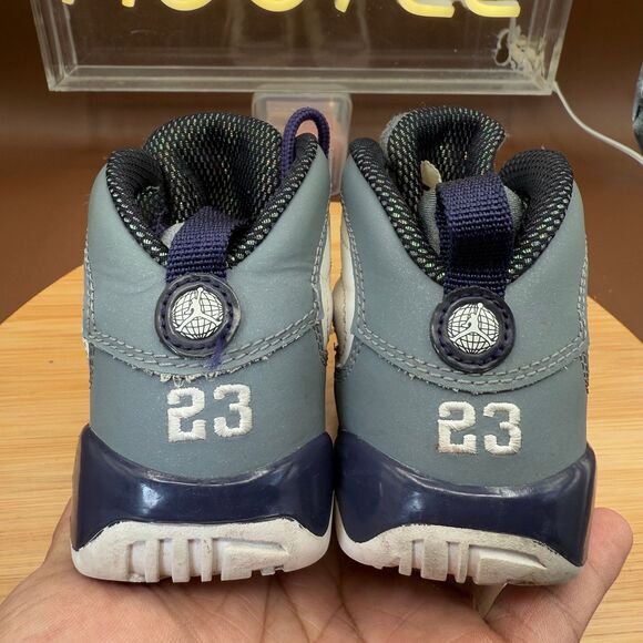 Jordan Kid's Size 8C Retro 9 Sneakers "Baron" White Concord Grape - Picture 8 of 11